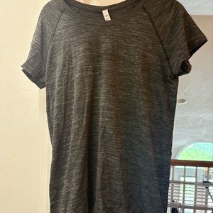 Lulu lemon black swiftly short sleeve